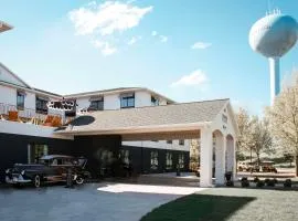 The Inn Hotel Lake Okoboji, an Ascend Collection Hotel