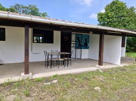 ECO LAC BLEU Saint-Laurent Centre，馬羅尼河畔聖羅蘭的飯店