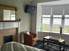The Rhu Inn