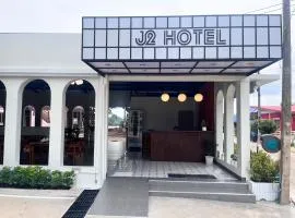 J2 Hotel