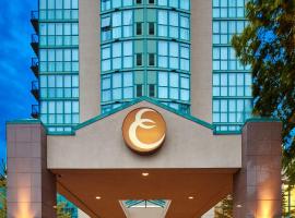 होटल की एक तस्वीर: Executive Plaza Hotel & Conference Centre, Metro Vancouver