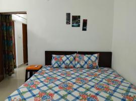 Sharda homestay, ξενοδοχείο σε Ayodhya