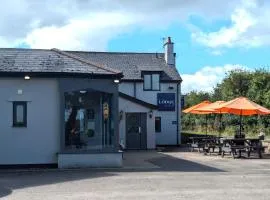 The Lodge by Cefn Tilla