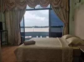 Just Mansion Hotel