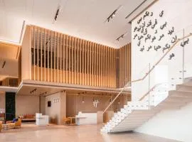 Holiday Inn & Suites - Dubai Science Park by IHG