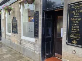 Neidpath Inn