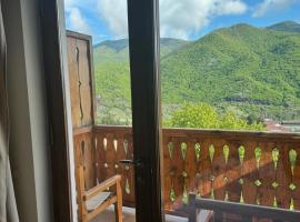 Verin Tun, hotel en Dilijan