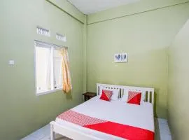 OYO 92644 Onong's Homestay