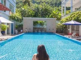 Sea Mountain Hotel