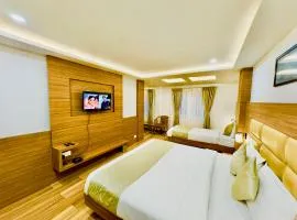 Hotel LA VISTA Near Railway Station Darjeeling