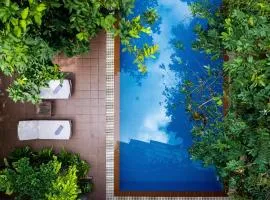 Skyline Boutique Hotel