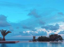 Villa ALKANTARA - 4 Bedroom, ξενοδοχείο σε Ouled Yaneg