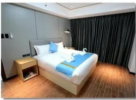 Golden Seagulls Hotel