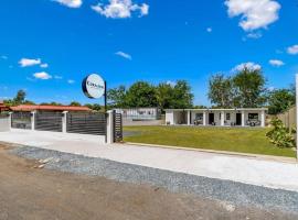 Coralinas Beach Apartments, hotel em El Combate