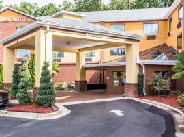 รูปภาพของโรงแรม: Comfort Suites Morrow- Atlanta South