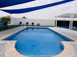 Falaj Hub Retreat, hotel in Umm Al Quwain