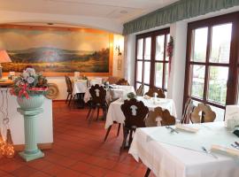 酒店照片: Landgasthof Hotel Zur Linde im Taunus