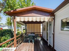 Bungalow A, hotel in Pontevedra