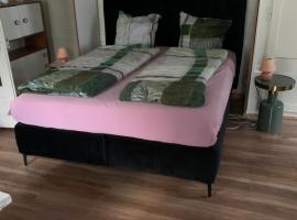 Vista a los Alpes, hotel en Linthal