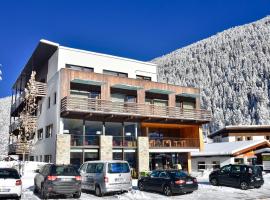 Bed & Breakfast Hotel Nives, hotel v mestu Solda