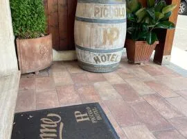 Piccolo Hotel