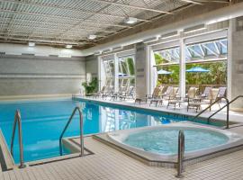 Sheraton Parkway Toronto North Hotel & Suites, hôtel à Colline De Richmond
