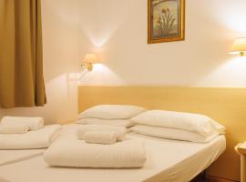Hotel Vela, hotel Nago-Torboléban