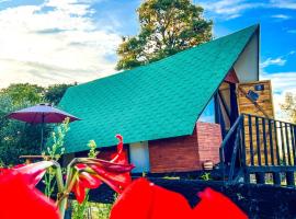 Glamping Chalet Deluxe cerca al centro de Villa de Leyva - By Serena Morena, hotel v destinaci Villa de Leyva