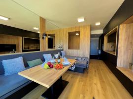 Lakeside Apartmán 111 Lipno, ξενοδοχείο σε Černá v Pošumaví