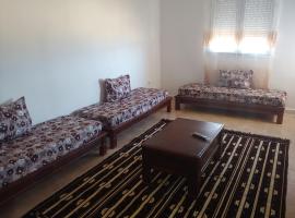 Appartement F3 Fil-Fila SKIKDA, ξενοδοχείο σε Skikda