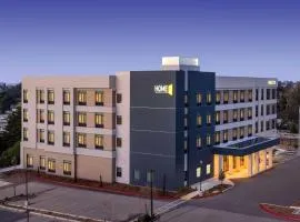 Home2 Suites By Hilton Marina