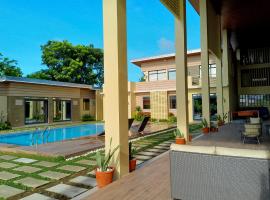 Cristina's Holiday Home, hotel em Tagaytay
