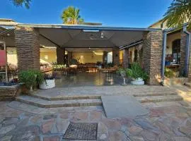 Bahnhof Hotel Usakos