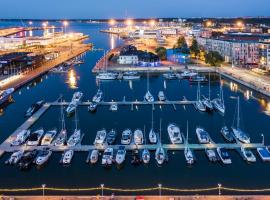 Private Yacht in the Heart of Tallinn, hotel v Talinu