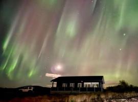 Luxury Villa in Golden Circle with hot tub, Hotel in Selfoss