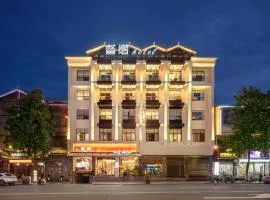 Skyridge Hotel-Mtn View Rooms & Rooftop Bar-Free cup of coffee-English Butler