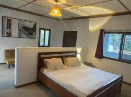 Omanye Lodge, hotel in Accra