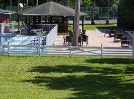 ISLAND HOTEL of Space Coast、Merritt Islandのホテル