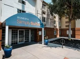 Sonesta Simply Suites Fort Worth