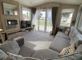 Cosy Holiday Home at Seton Sands near Edinburgh and North Berwick with free WiFi, hôtel à Port Seton