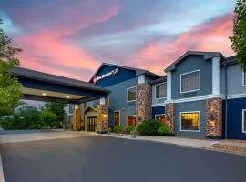 Best Western PLUS Victor Inn & Suites