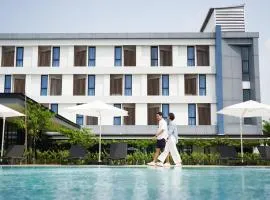 Blue Rabbit Hotel