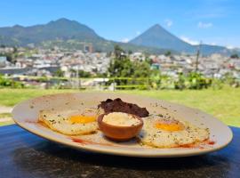 Hotel y Restaurante El Mirador DLR, hotel in Quetzaltenango