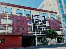 Hotel León