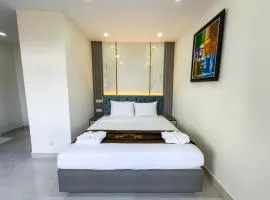 C-Hotel