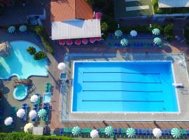 Camping Riccione, hotel en Riccione