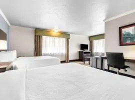 Best Western Plus Parkway Inn