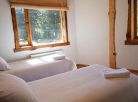 Pu Am Eco Lodge, ξενοδοχείο σε Curarrehue