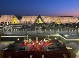 Royal Great Pyramid INN, hotel v Káhiře