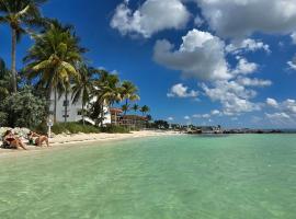 Paradise awaits you at Key Colony Beach, hotel in Key Colony Beach